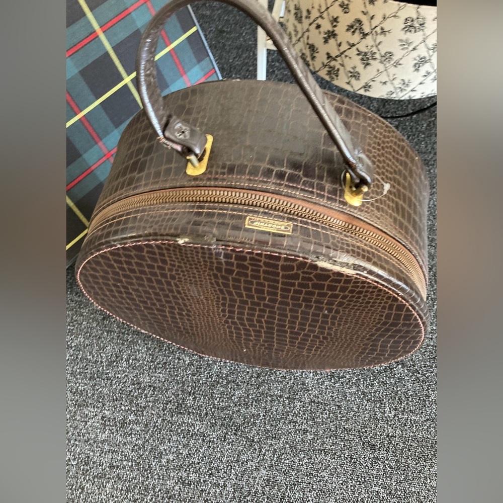 Vintage hat box